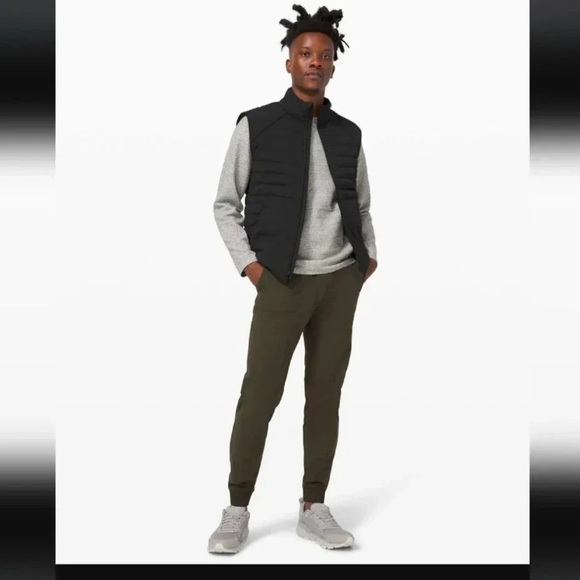 lululemon athletica down for it all vest - XL - Picture 4 of 7